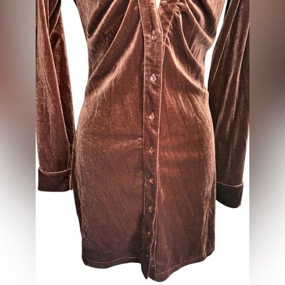 Hers & Mine Chic Long Sleeve velvet button down Dress in chocolate Brown Sz M - Picture 4 of 8